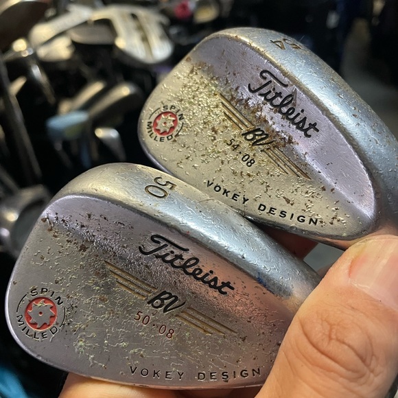 Titleist vockey design golf wedges 50/54 deg 
Graphite shafts Grafalloy - Picture 2 of 7